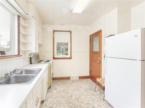 637 William Ave, Winnipeg, MB 