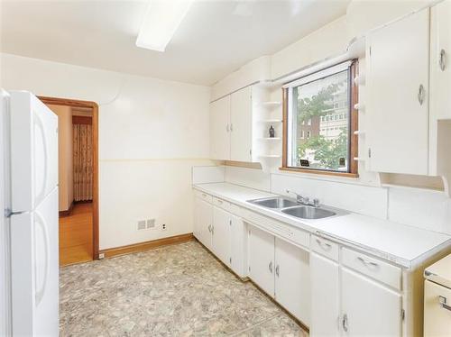 637 William Ave, Winnipeg, MB 