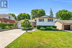 233 ELMORE DRIVE Halton Hills, ON L7J 1T8