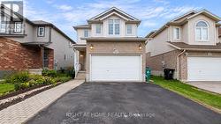 35 CHANTILLY STREET  Kitchener, ON N2R 1V7