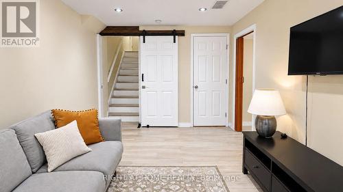 35 Chantilly Street, Kitchener, ON 
