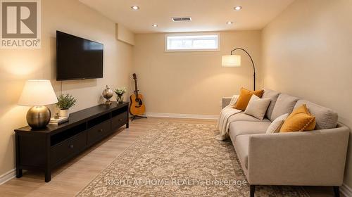 35 Chantilly Street, Kitchener, ON 
