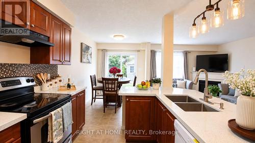 35 Chantilly Street, Kitchener, ON 