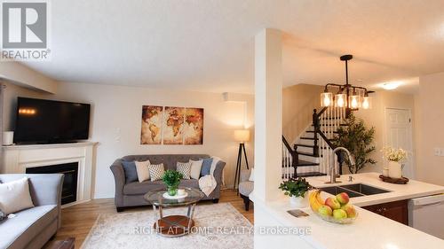35 Chantilly Street, Kitchener, ON 
