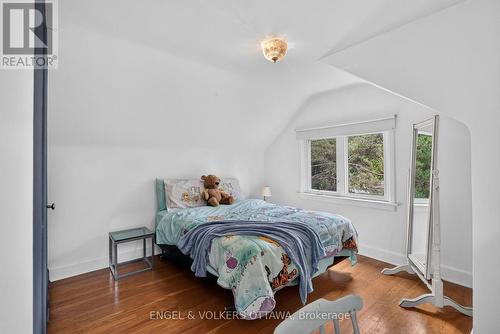 250 Faircrest Road, Ottawa, ON 