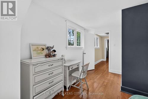 250 Faircrest Road, Ottawa, ON 