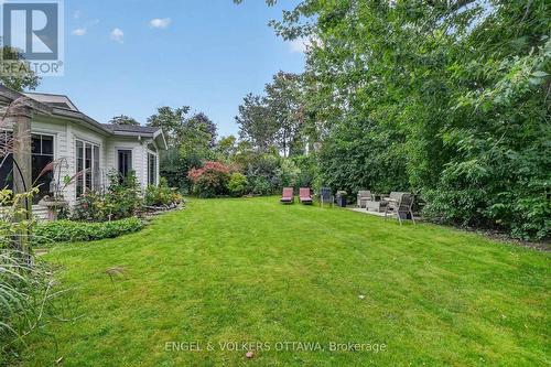 250 Faircrest Road, Ottawa, ON 