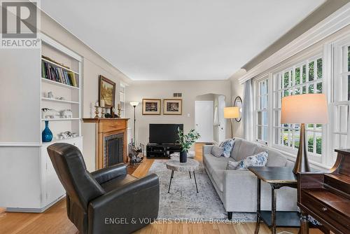 250 Faircrest Road, Ottawa, ON 