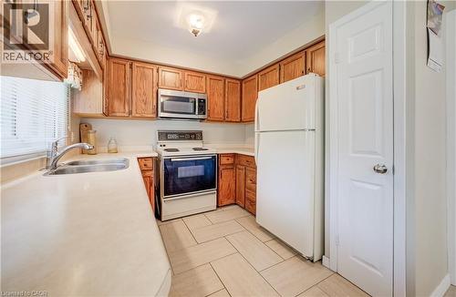 16 Bonnylyn Drive, Kitchener, ON 