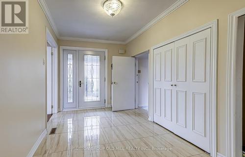 2 LEITA COURT , Toronto, Ontario M9A 4W2 3