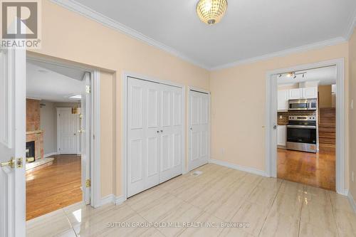 2 LEITA COURT , Toronto, Ontario M9A 4W2 4