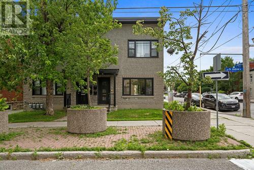 72 ST. ANDREW STREET , Ottawa, Ontario K1N 5G1