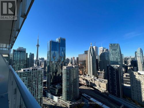 4407 - 28 FREELAND STREET , Toronto, Ontario M5E 0E3 2