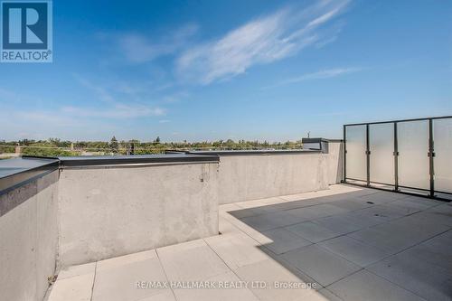 4TH FLOOR - 35-851 SHEPPARD AVENUE W , Toronto, Ontario M3H 0G2 3