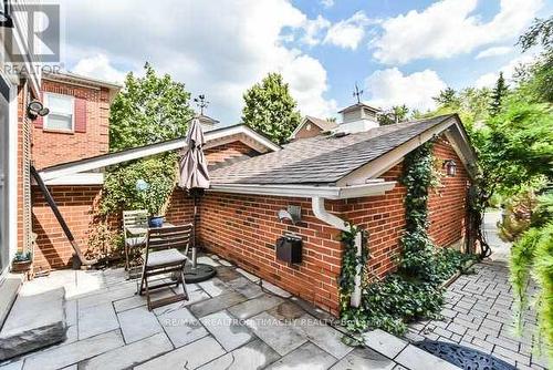 91 CONFEDERATION WAY , Markham, Ontario L3T 5R4 2