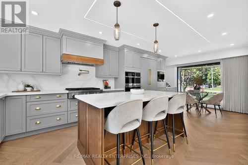 1162 Fleet Street, Mississauga, ON 
