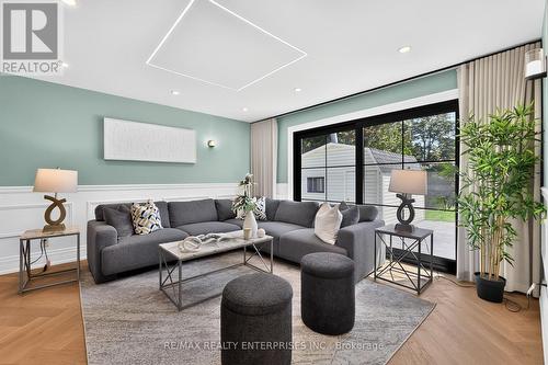 1162 Fleet Street, Mississauga, ON 