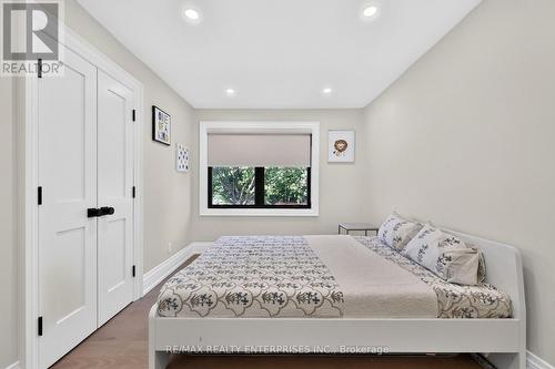 1162 Fleet Street, Mississauga, ON 