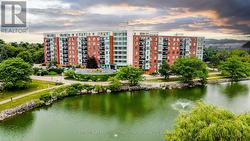 PH14 - 30 BLUE SPRINGS DRIVE Waterloo, ON N2J 4T2