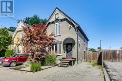 2 ERIE AVENUE London South (South D), ON N6J 1J1