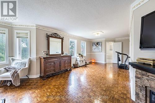 5969 Rayshaw Crescent, Mississauga, ON 