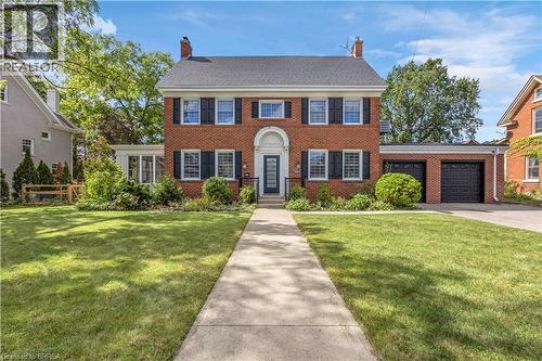 11 HAWARDEN Avenue  Brantford, ON N3T 4H2