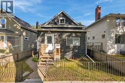 328 I AVENUE S Saskatoon, SK S7M 1Y2
