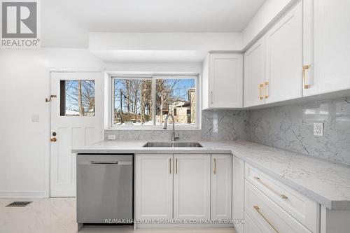 MAIN - 96 RAMEAU DRIVE , Toronto, Ontario M2H 1T9 5