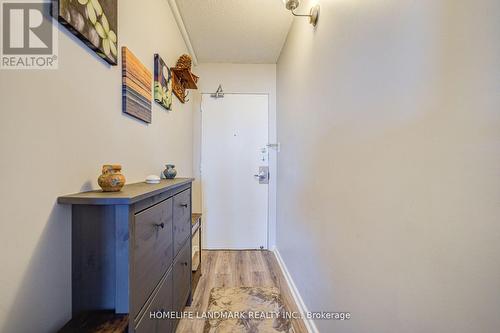 2501 - 715 DON MILLS ROAD , Toronto, Ontario M3C 1S5 4