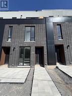 208 ELLIS AVENUE St. Catharines, ON L2P 0H2