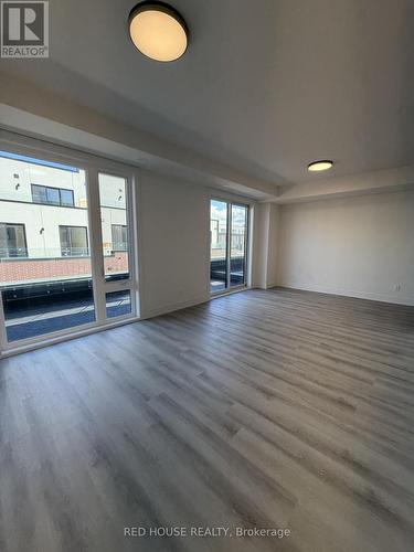 208 ELLIS AVENUE , St. Catharines, Ontario L2P 0H2 4