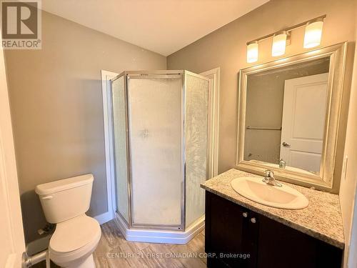 208 - 1960 DALMAGARRY ROAD , London North (North E), Ontario N6G 0T8 4