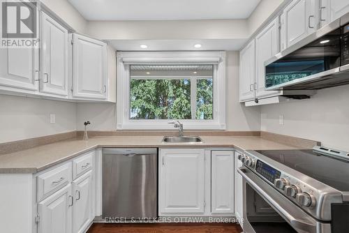 916 Iroquois Road, Ottawa, ON 