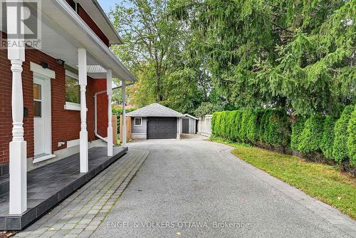 916 Iroquois Road, Ottawa, ON 
