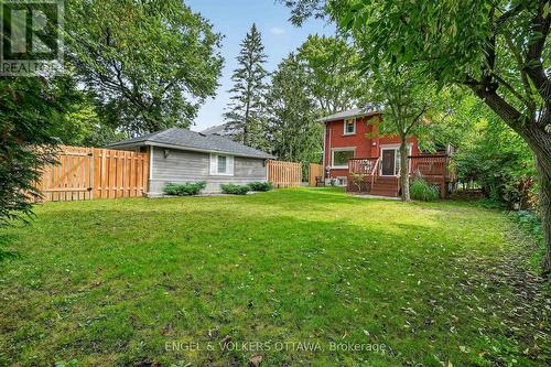 916 Iroquois Road, Ottawa, ON 