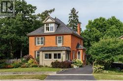 627 MAPLE Avenue  Burlington, ON L7S 1M7