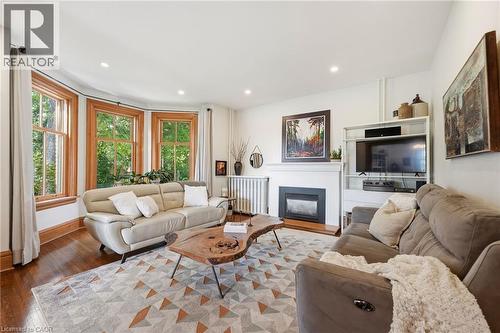 627 Maple Avenue, Burlington, ON 