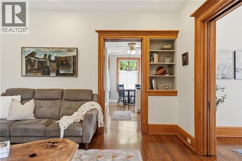 627 Maple Avenue, Burlington, ON 
