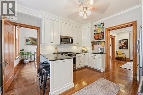 627 Maple Avenue, Burlington, ON 