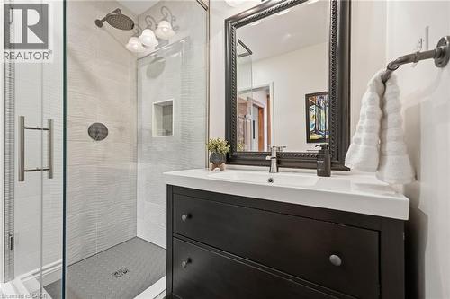 627 Maple Avenue, Burlington, ON 