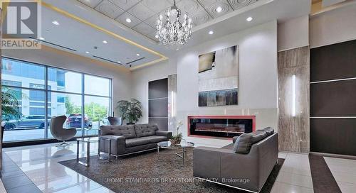 520 - 7161 YONGE STREET , Markham, Ontario L3T 0C8 4