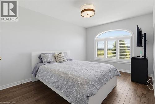 2092 English Crescent, Burlington, ON 
