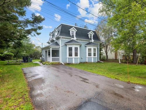 7 Barrymore Court, Charlottetown, PE 