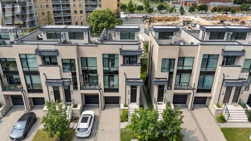 62 PONY FARM DRIVE , Toronto, Ontario M9R 0B3 3