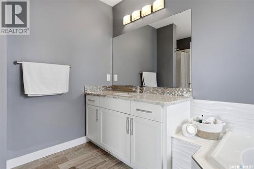 8933 Kestral Drive, Regina, SK 