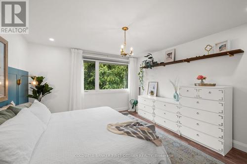 Expansive window & additional  pot lights above. - 849 Maplewood Avenue, Ottawa, ON 