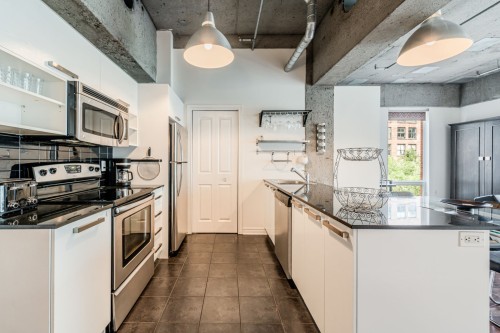 429-1200 Rue St-Alexandre , Montréal (Ville-Marie), QC H3B 3H5 5