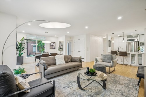 218 Rue des Colibris  Montréal (Verdun/Île-Des-Soeurs), QC H3E 1Y2