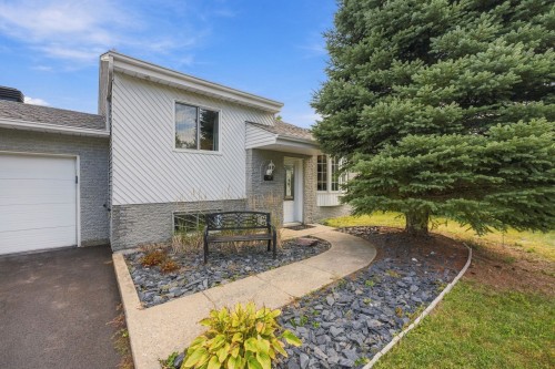 Façade - 1090 Rue Dussault, L'Assomption, QC 