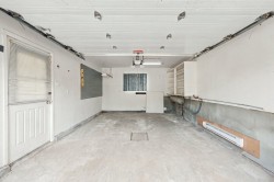 Garage - 